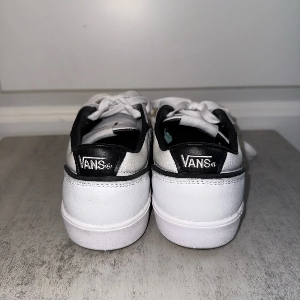 Vans Lowland Serio Collection Black/White Size 4.5 Men -
6 Women - Picture 3 of 7